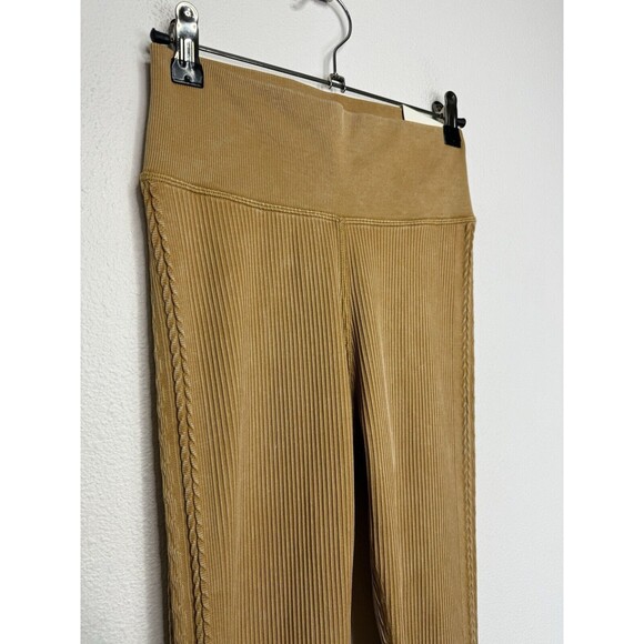 Aerie OFFLINE Medium Seamless Cable High Waisted 7/8 Leggings Washed Gold NWT - Picture 3 of 12